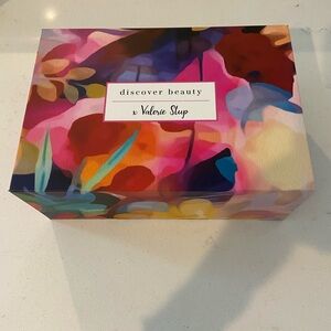 BEAUTIFUL DISCOVER BEAUTY BOX 🌺